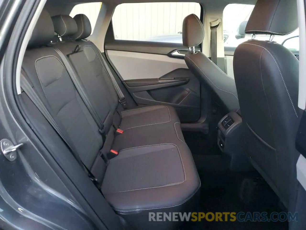 11 fotografías del automóvil dañado 3VVUX7B28RM058633 VOLKSWAGEN TAOS SE 2024