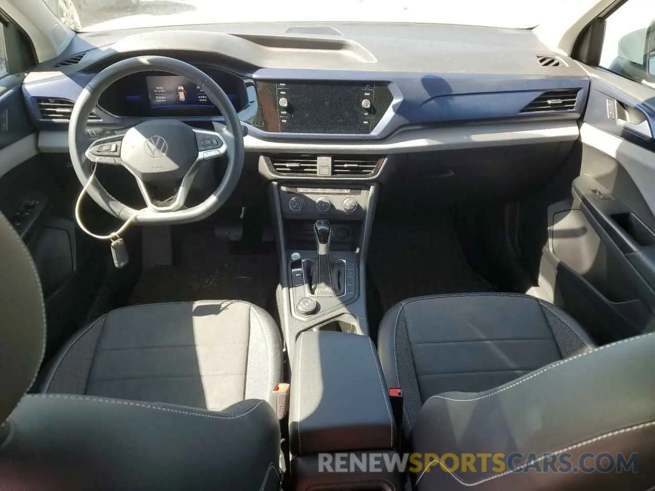 8 fotografías del automóvil dañado 3VVLX7B23NM090816 VOLKSWAGEN TAOS SE IQ 2022