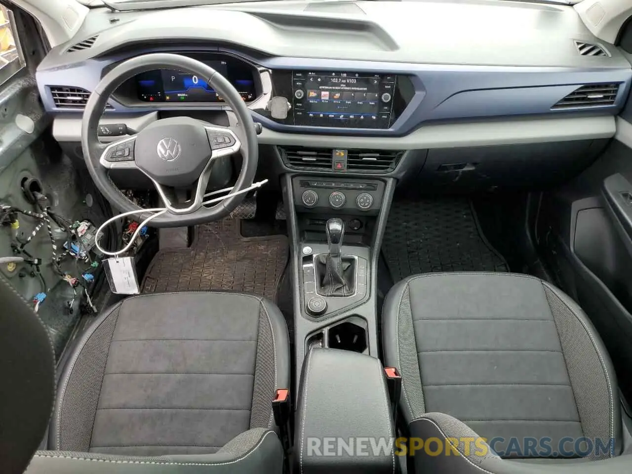 8 fotografías del automóvil dañado 3VVLX7B28NM041868 VOLKSWAGEN TAOS SE IQ 2022