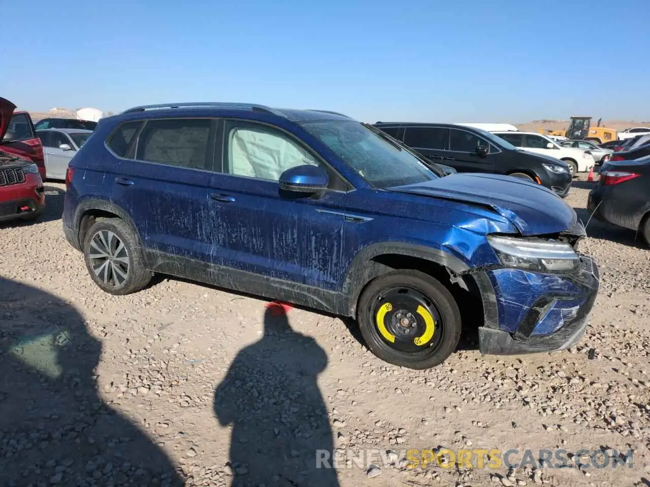 4 fotografías del automóvil dañado 3VVLX7B29NM013013 VOLKSWAGEN TAOS SE IQ 2022