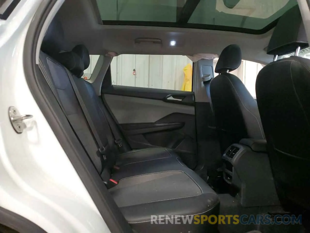 11 fotografías del automóvil dañado 3VVLX7B2XNM080185 VOLKSWAGEN TAOS SE IQ 2022