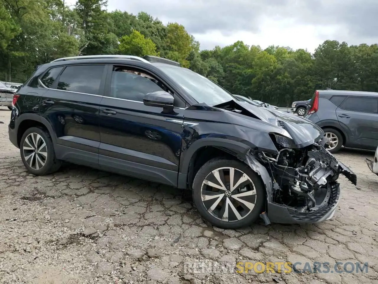 4 fotografías del automóvil dañado 3VVLX7B2XNM096726 VOLKSWAGEN TAOS SE IQ 2022