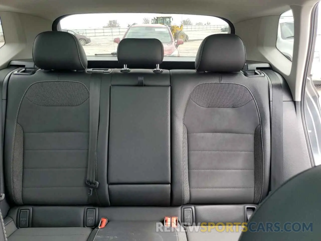 10 fotografías del automóvil dañado 3VVPX7B21NM035122 VOLKSWAGEN TAOS SE IQ 2022