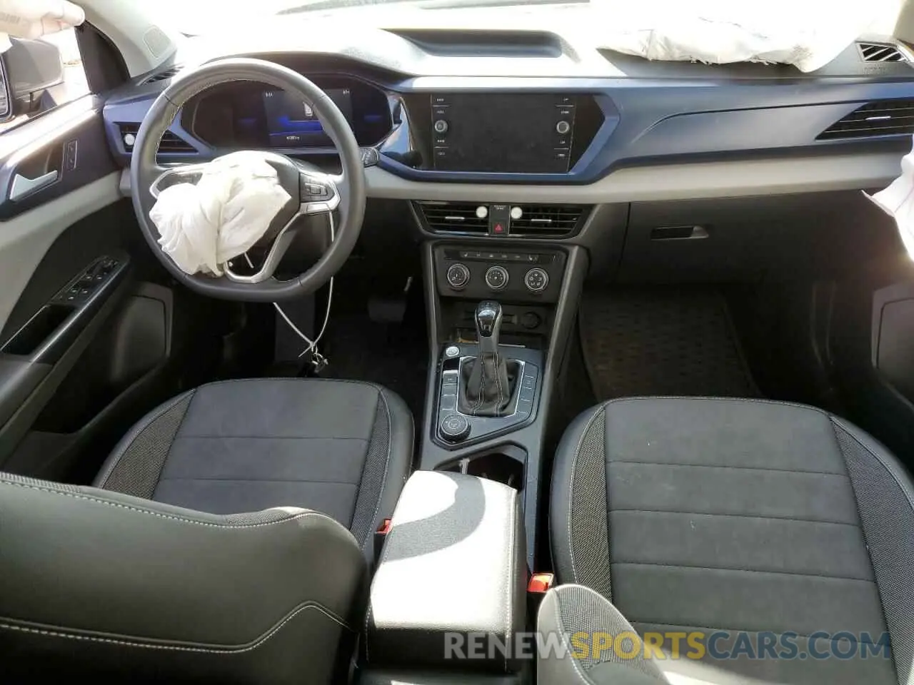 8 fotografías del automóvil dañado 3VVPX7B2XNM059340 VOLKSWAGEN TAOS SE IQ 2022