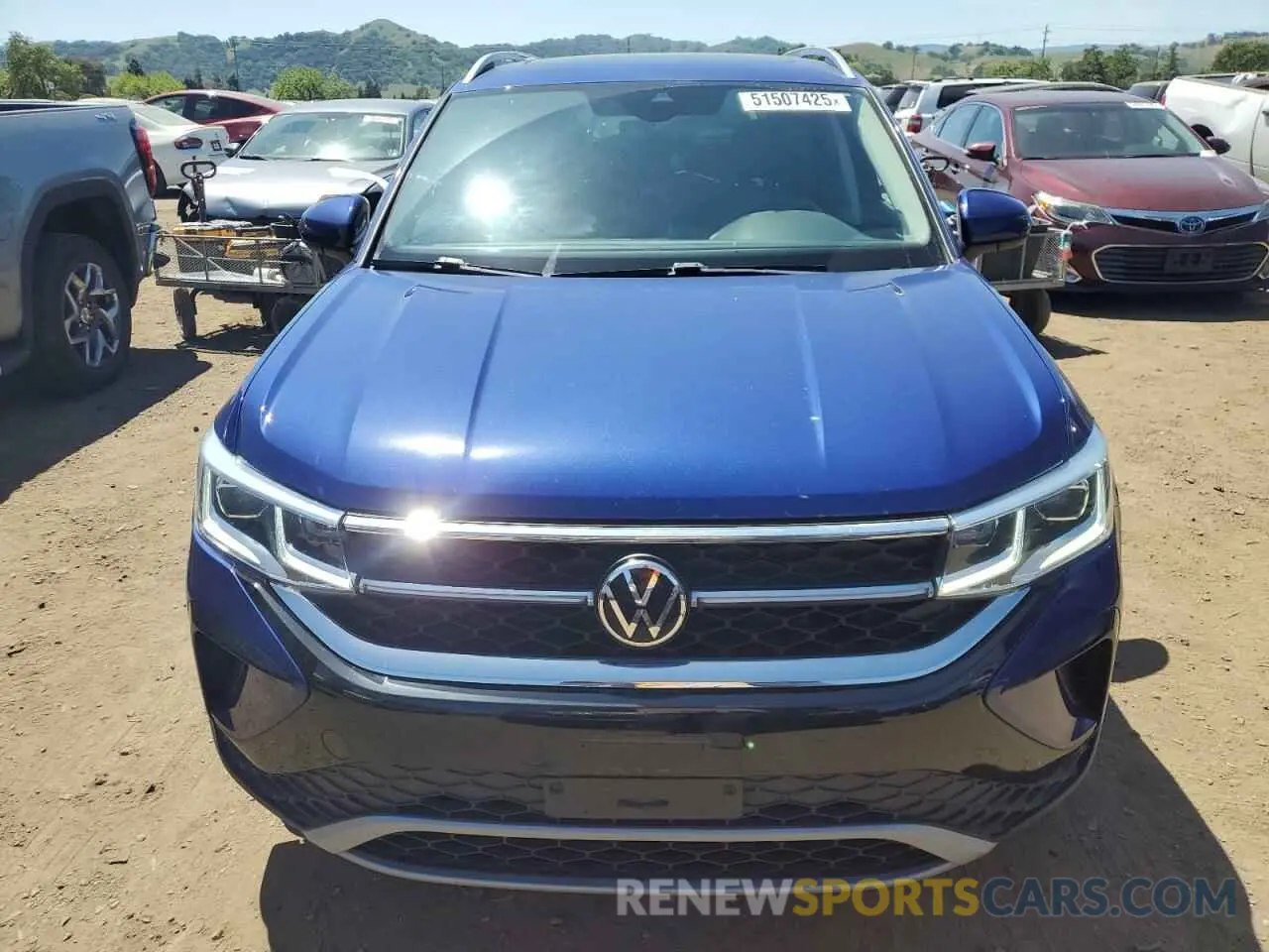 5 fotografías del automóvil dañado 3VV1X7B28NM013222 VOLKSWAGEN TAOS SEL 2022