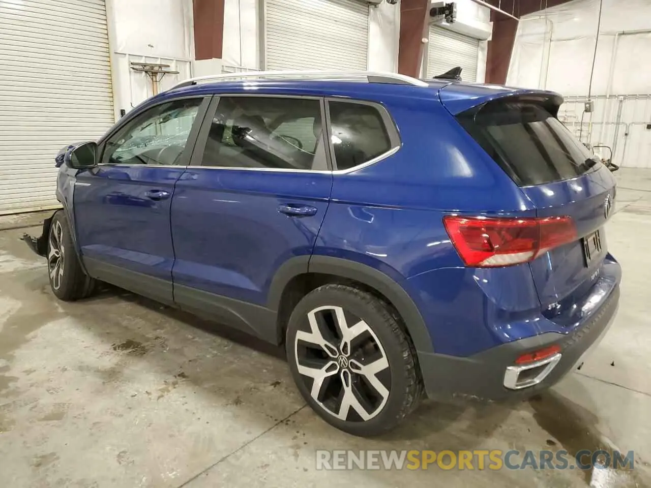 2 fotografías del automóvil dañado 3VV2X7B22NM019053 VOLKSWAGEN TAOS SEL 2022