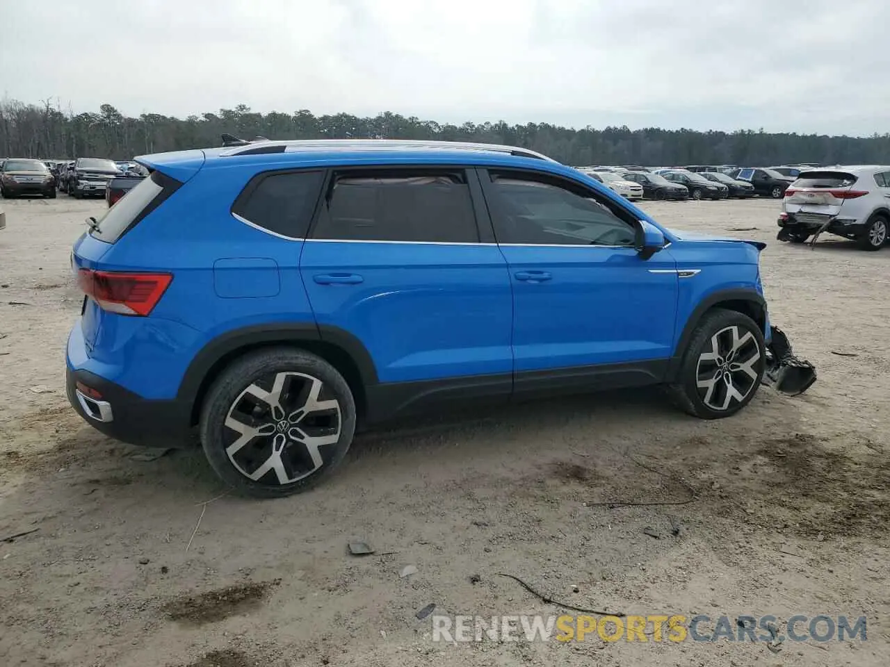 3 fotografías del automóvil dañado 3VV2X7B27NM017413 VOLKSWAGEN TAOS SEL 2022