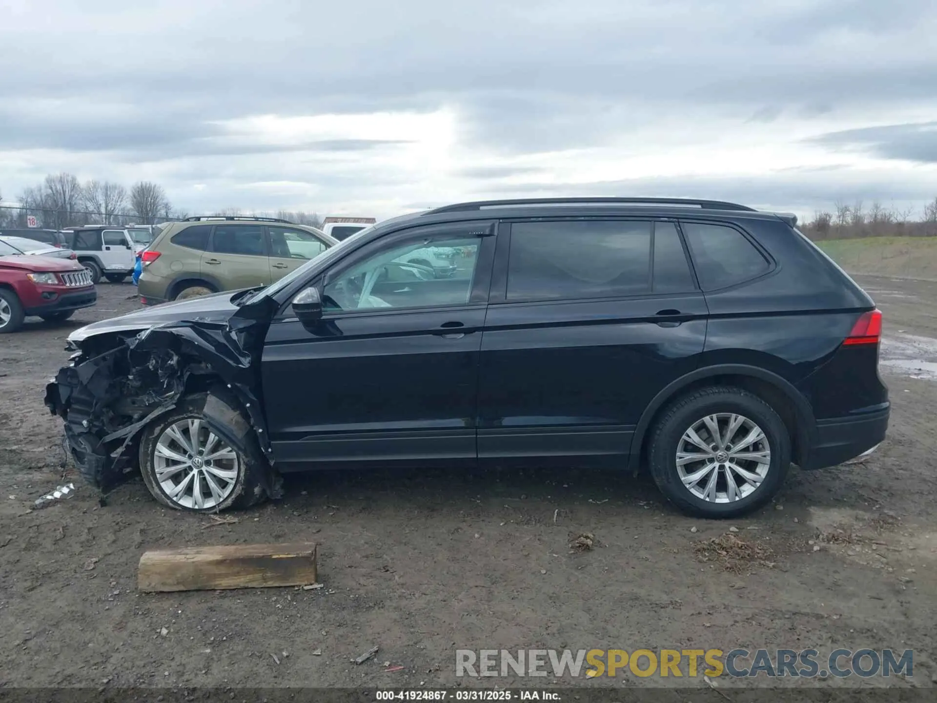 15 fotografías del automóvil dañado 3VV0B7AX0KM046024 VOLKSWAGEN TIGUAN 2019
