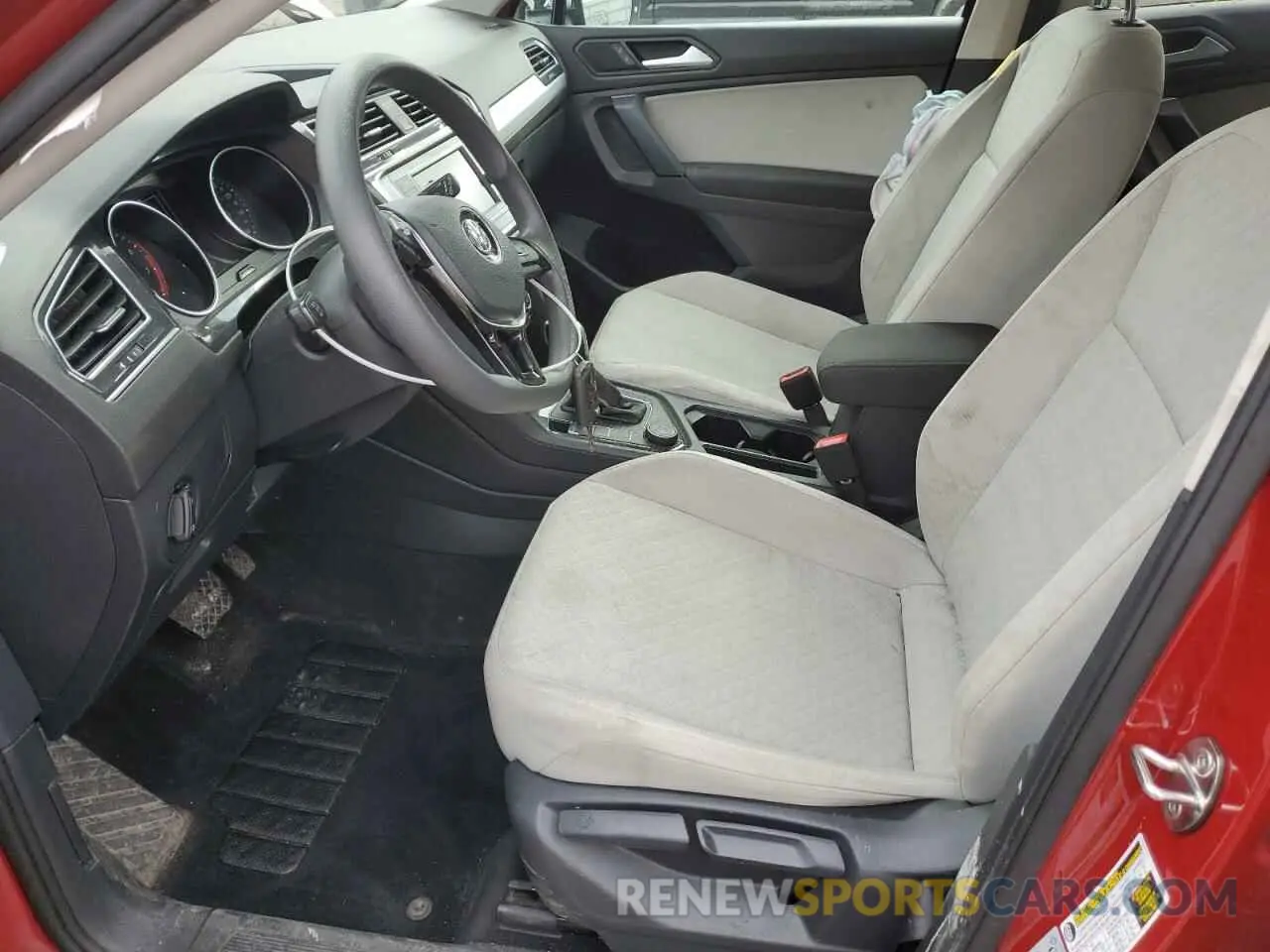 7 fotografías del automóvil dañado 3VV0B7AX0KM162033 VOLKSWAGEN TIGUAN 2019