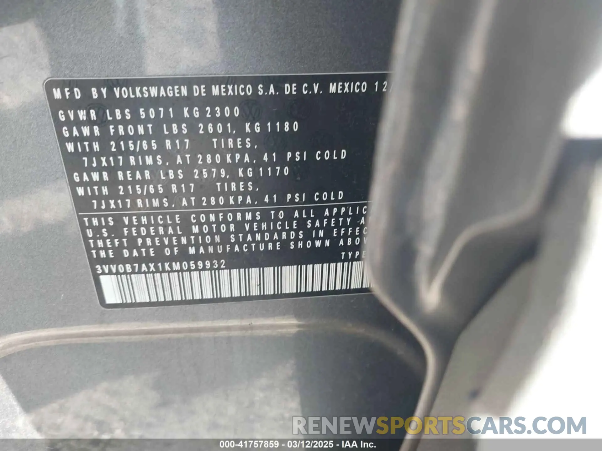 9 fotografías del automóvil dañado 3VV0B7AX1KM059932 VOLKSWAGEN TIGUAN 2019
