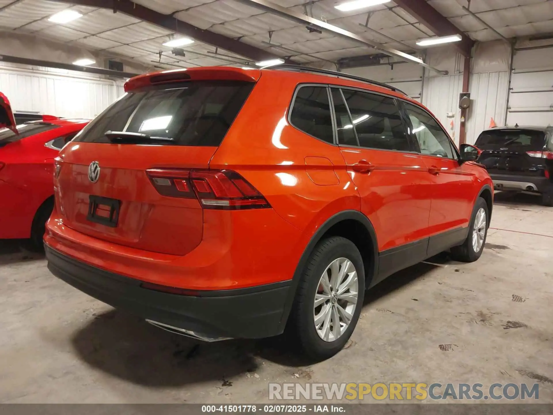 4 fotografías del automóvil dañado 3VV0B7AX3KM075498 VOLKSWAGEN TIGUAN 2019