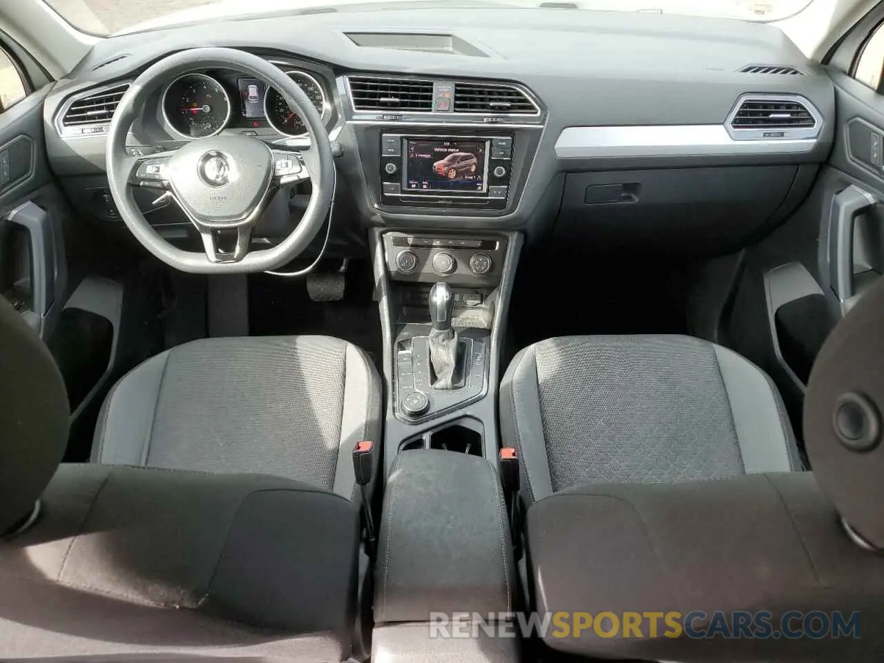 8 fotografías del automóvil dañado 3VV0B7AX7KM106090 VOLKSWAGEN TIGUAN 2019