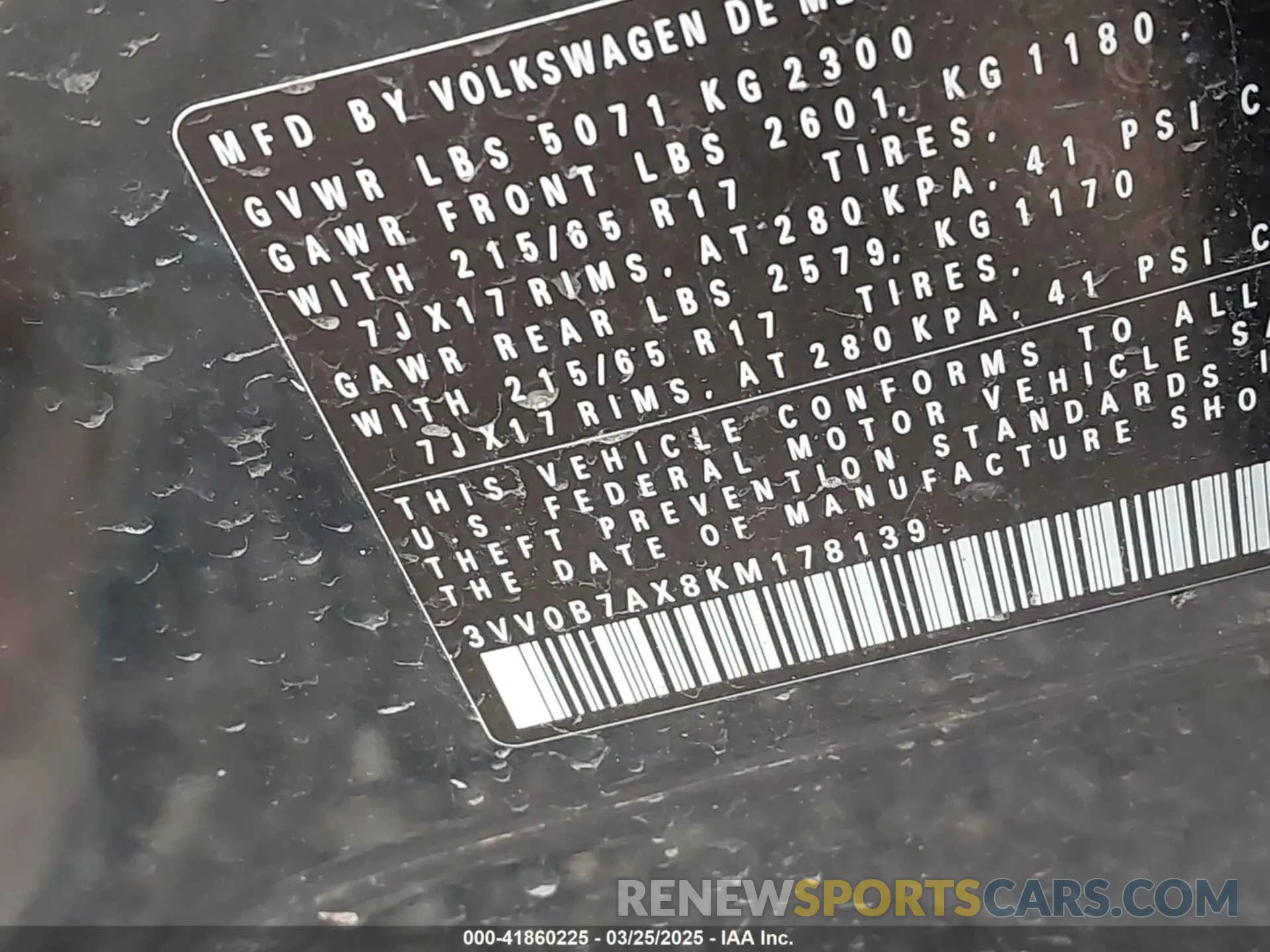 9 fotografías del automóvil dañado 3VV0B7AX8KM178139 VOLKSWAGEN TIGUAN 2019