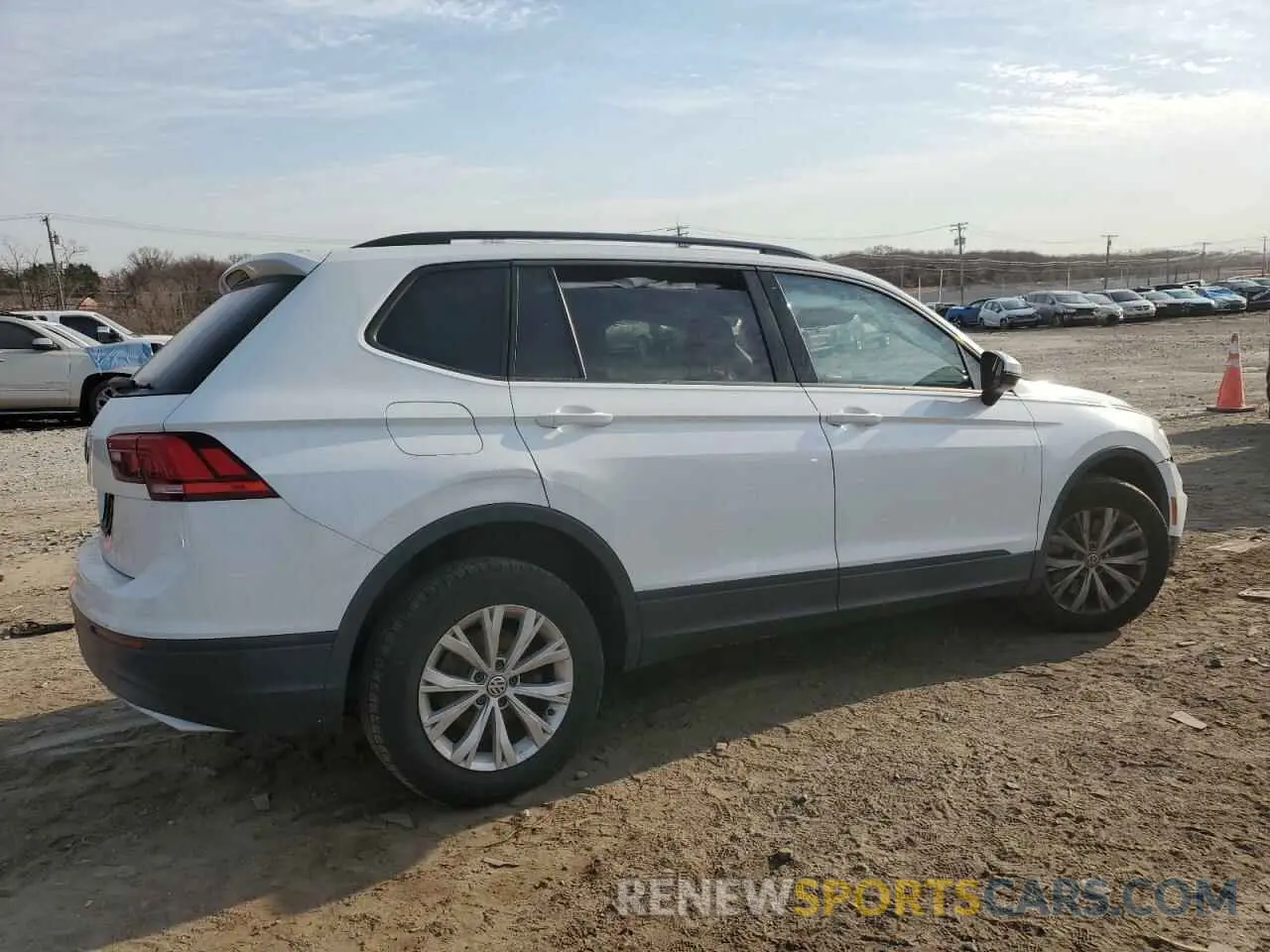 3 fotografías del automóvil dañado 3VV0B7AXXKM195797 VOLKSWAGEN TIGUAN 2019