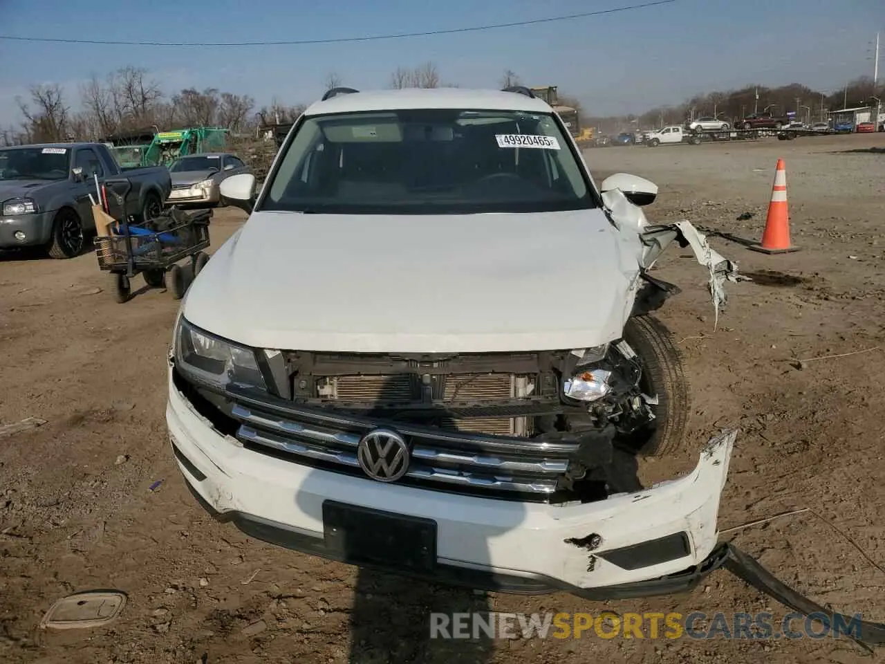 5 fotografías del automóvil dañado 3VV0B7AXXKM195797 VOLKSWAGEN TIGUAN 2019