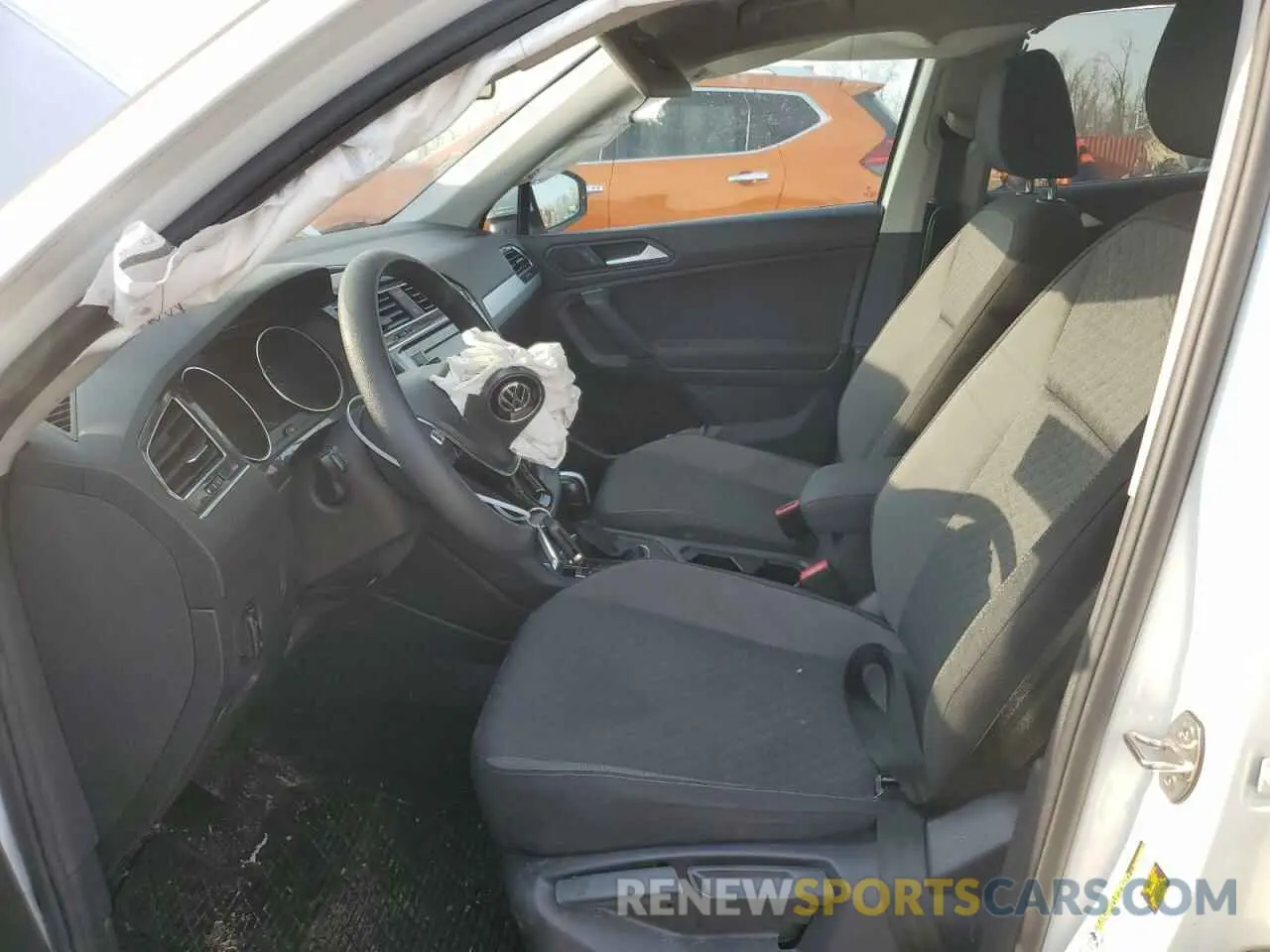 7 fotografías del automóvil dañado 3VV0B7AXXKM195797 VOLKSWAGEN TIGUAN 2019