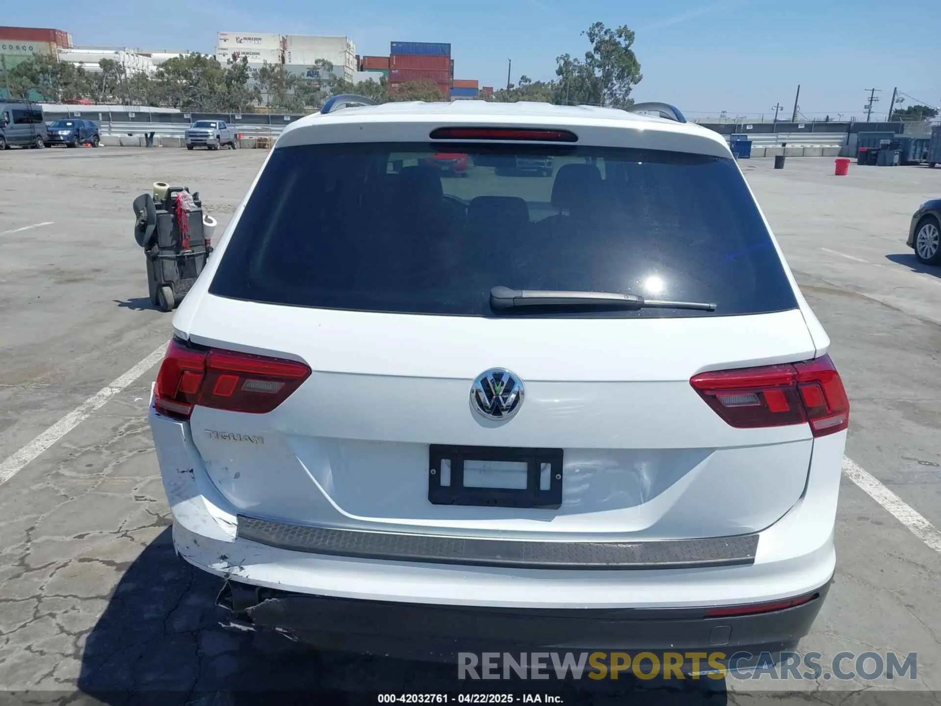16 fotografías del automóvil dañado 3VV1B7AX1KM101407 VOLKSWAGEN TIGUAN 2019