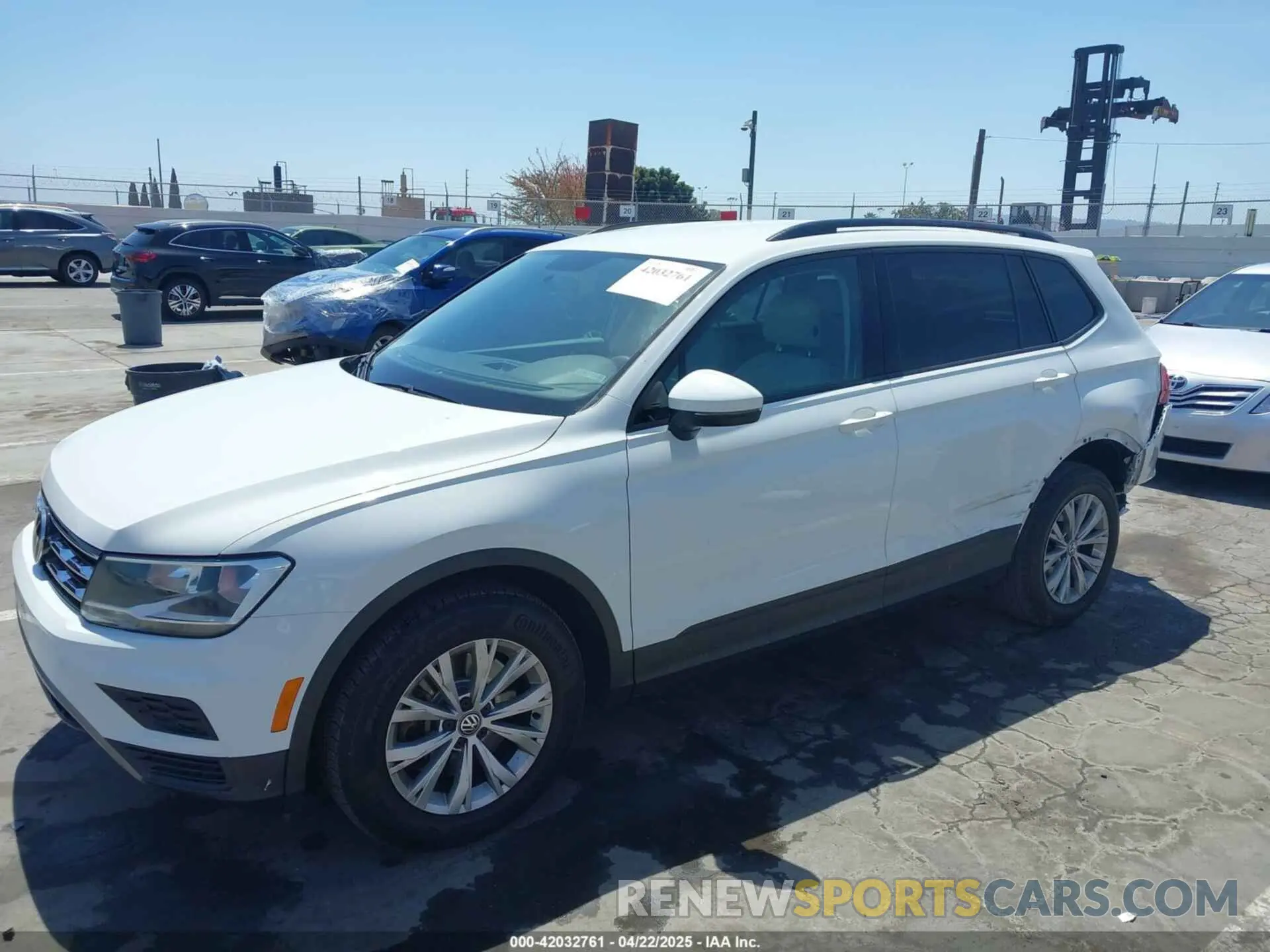 2 fotografías del automóvil dañado 3VV1B7AX1KM101407 VOLKSWAGEN TIGUAN 2019