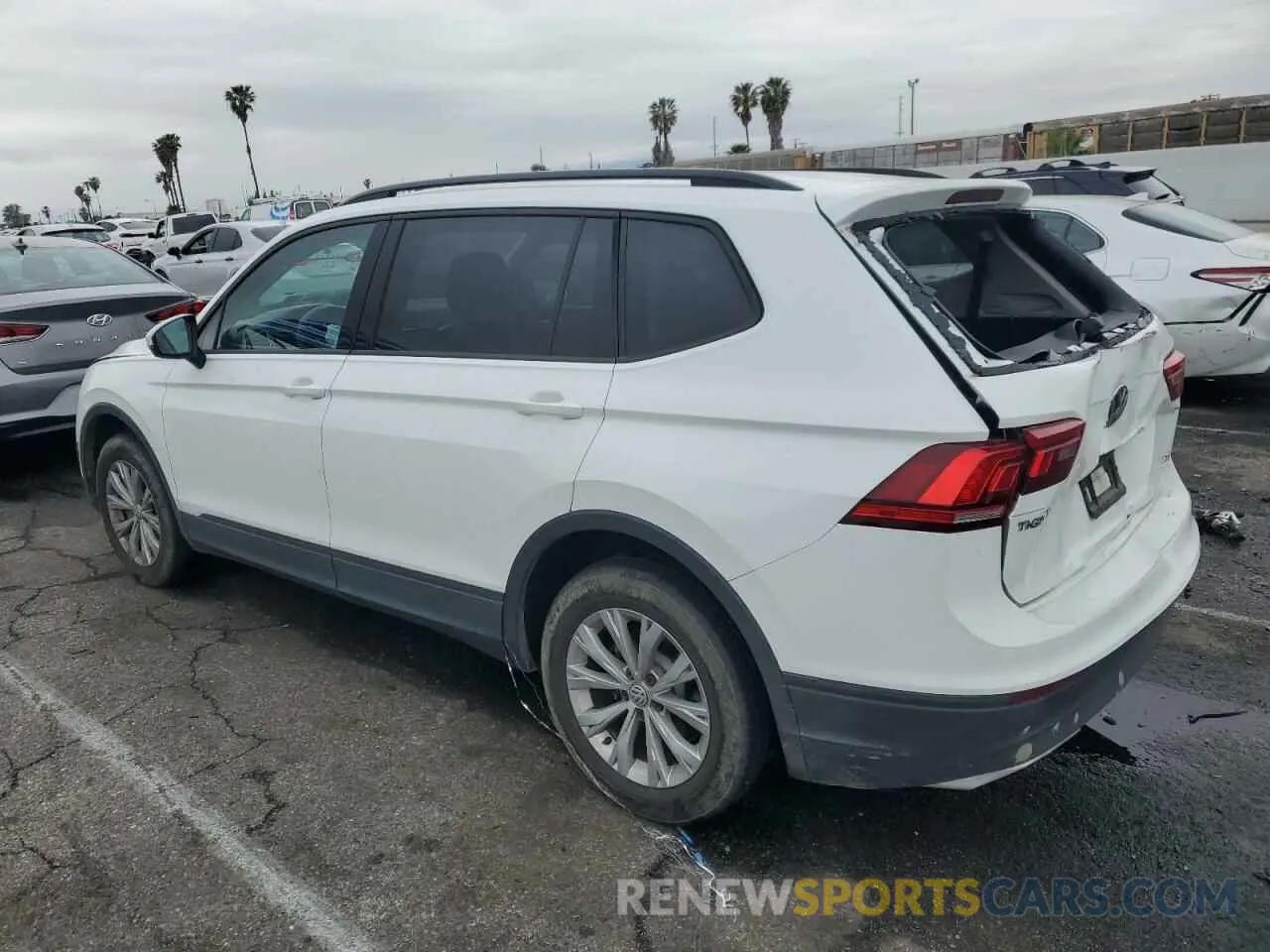 2 fotografías del automóvil dañado 3VV1B7AX1KM177516 VOLKSWAGEN TIGUAN 2019