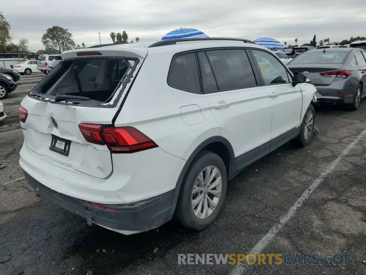 3 fotografías del automóvil dañado 3VV1B7AX1KM177516 VOLKSWAGEN TIGUAN 2019