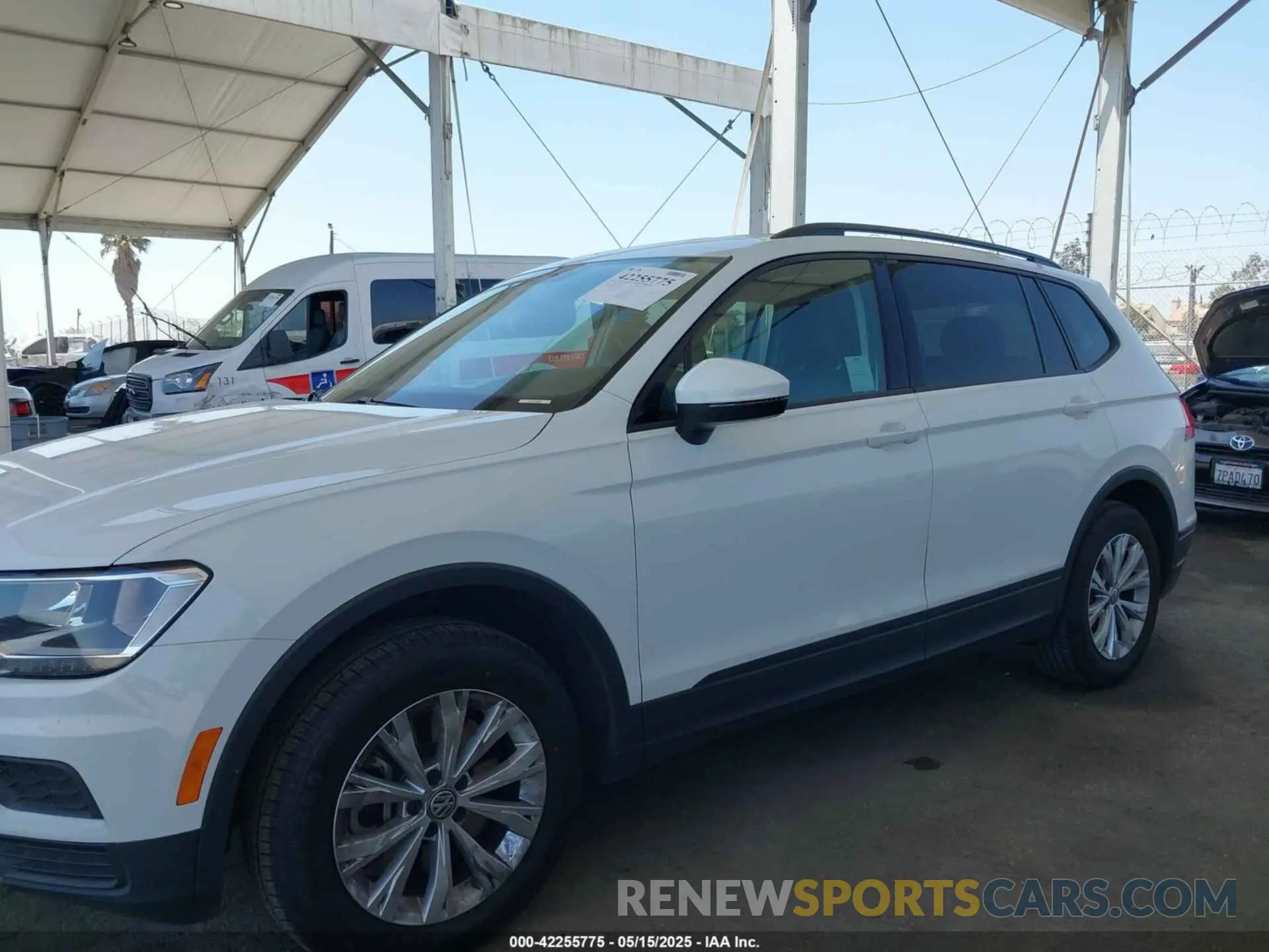 14 fotografías del automóvil dañado 3VV1B7AX2KM176326 VOLKSWAGEN TIGUAN 2019