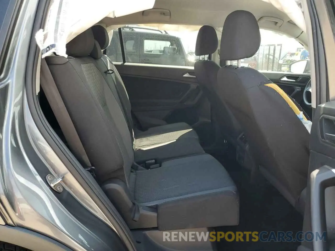 10 fotografías del automóvil dañado 3VV1B7AX5KM163781 VOLKSWAGEN TIGUAN 2019