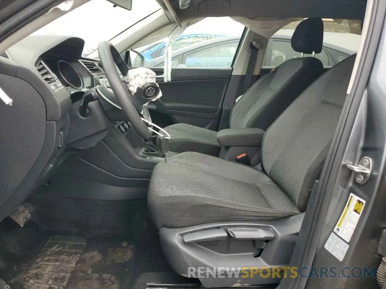 7 fotografías del automóvil dañado 3VV1B7AX5KM163781 VOLKSWAGEN TIGUAN 2019