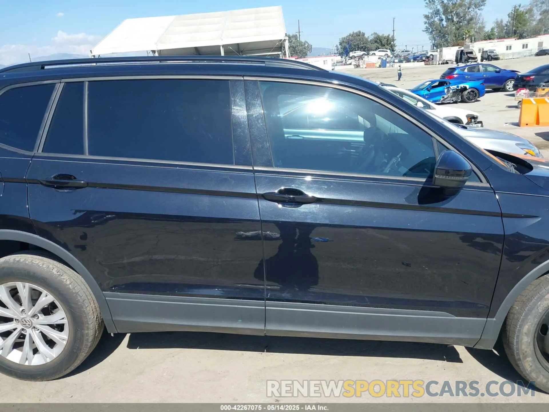 12 fotografías del automóvil dañado 3VV1B7AX5KM187174 VOLKSWAGEN TIGUAN 2019
