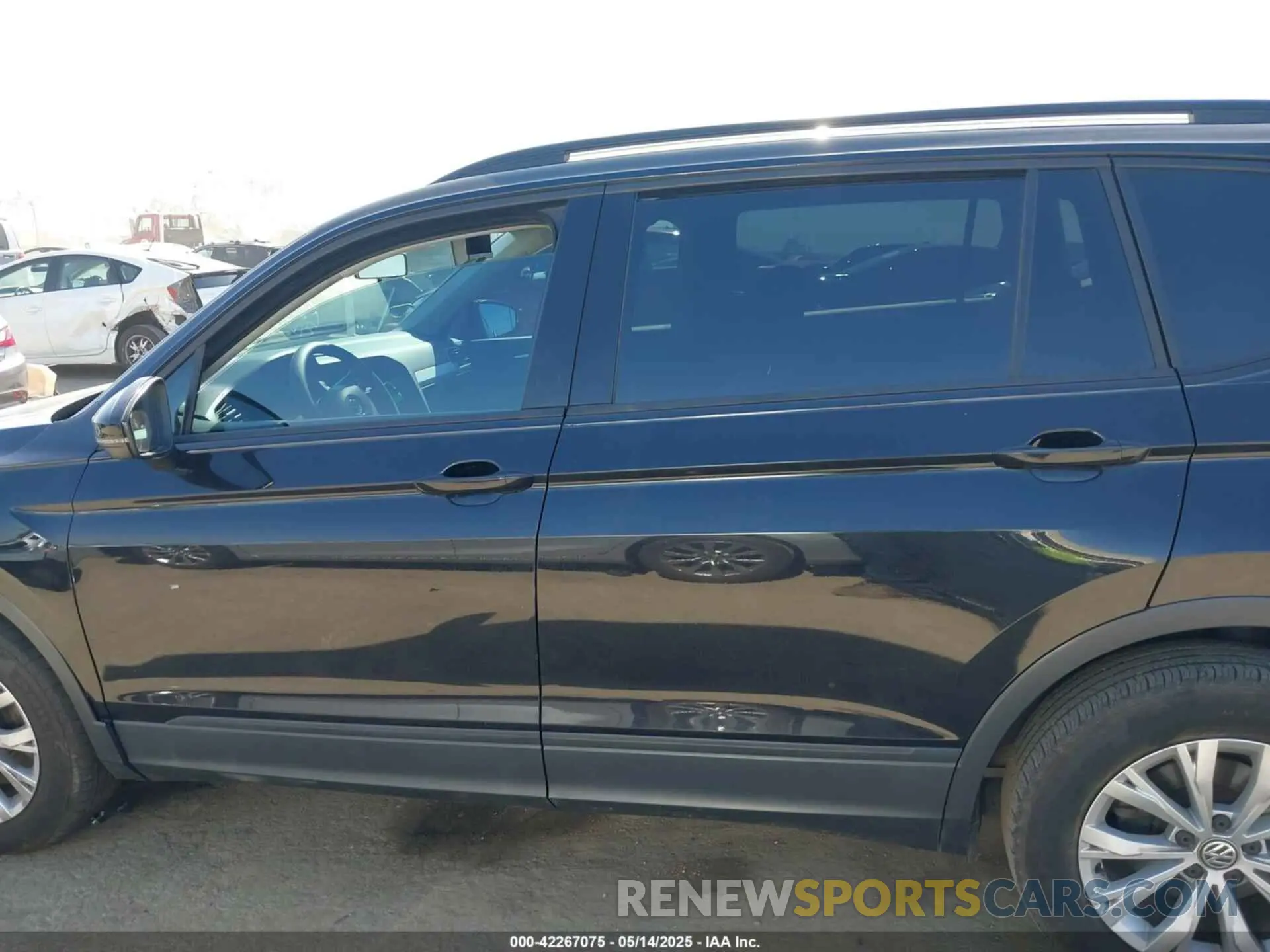 13 fotografías del automóvil dañado 3VV1B7AX5KM187174 VOLKSWAGEN TIGUAN 2019