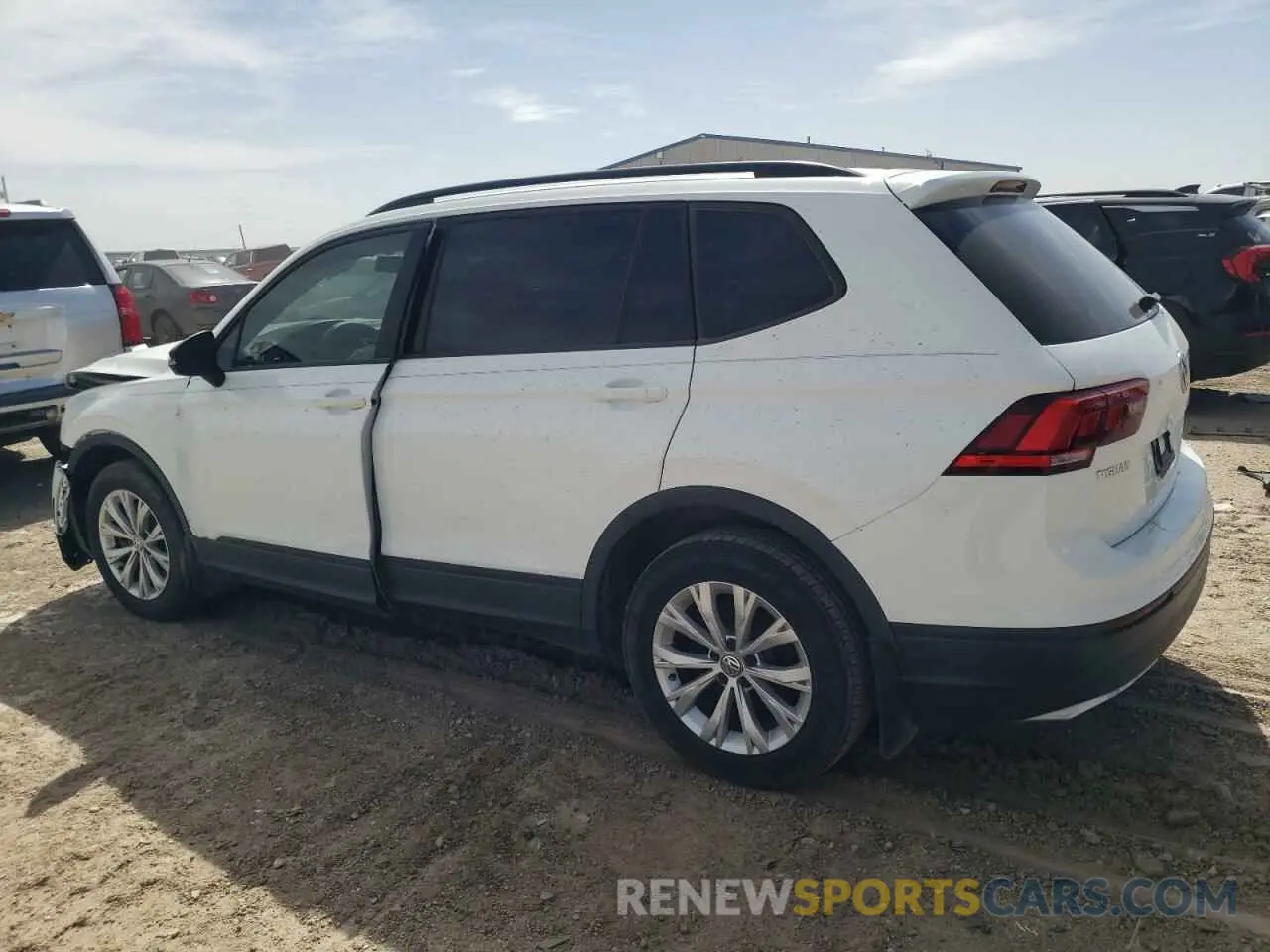 2 fotografías del automóvil dañado 3VV1B7AX7KM188679 VOLKSWAGEN TIGUAN 2019