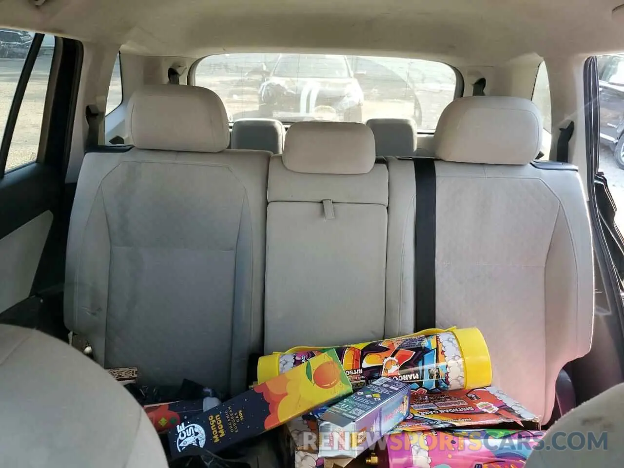 10 fotografías del automóvil dañado 3VV1B7AX9KM055163 VOLKSWAGEN TIGUAN 2019