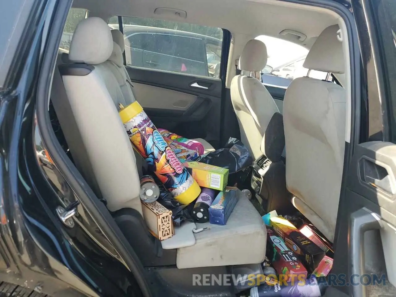 12 fotografías del automóvil dañado 3VV1B7AX9KM055163 VOLKSWAGEN TIGUAN 2019