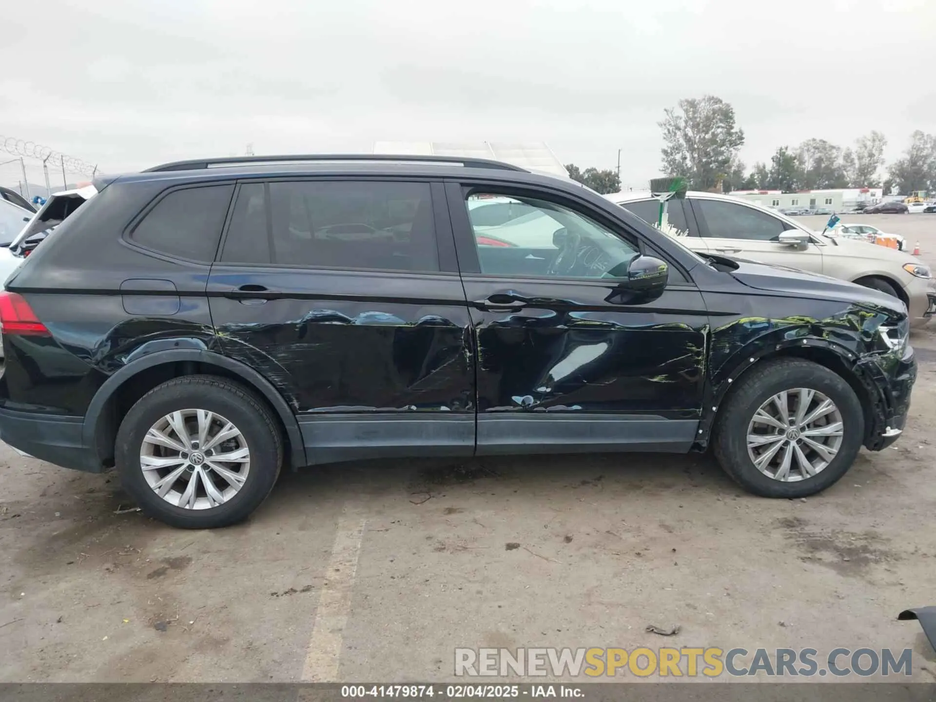 13 fotografías del automóvil dañado 3VV1B7AX9KM186397 VOLKSWAGEN TIGUAN 2019