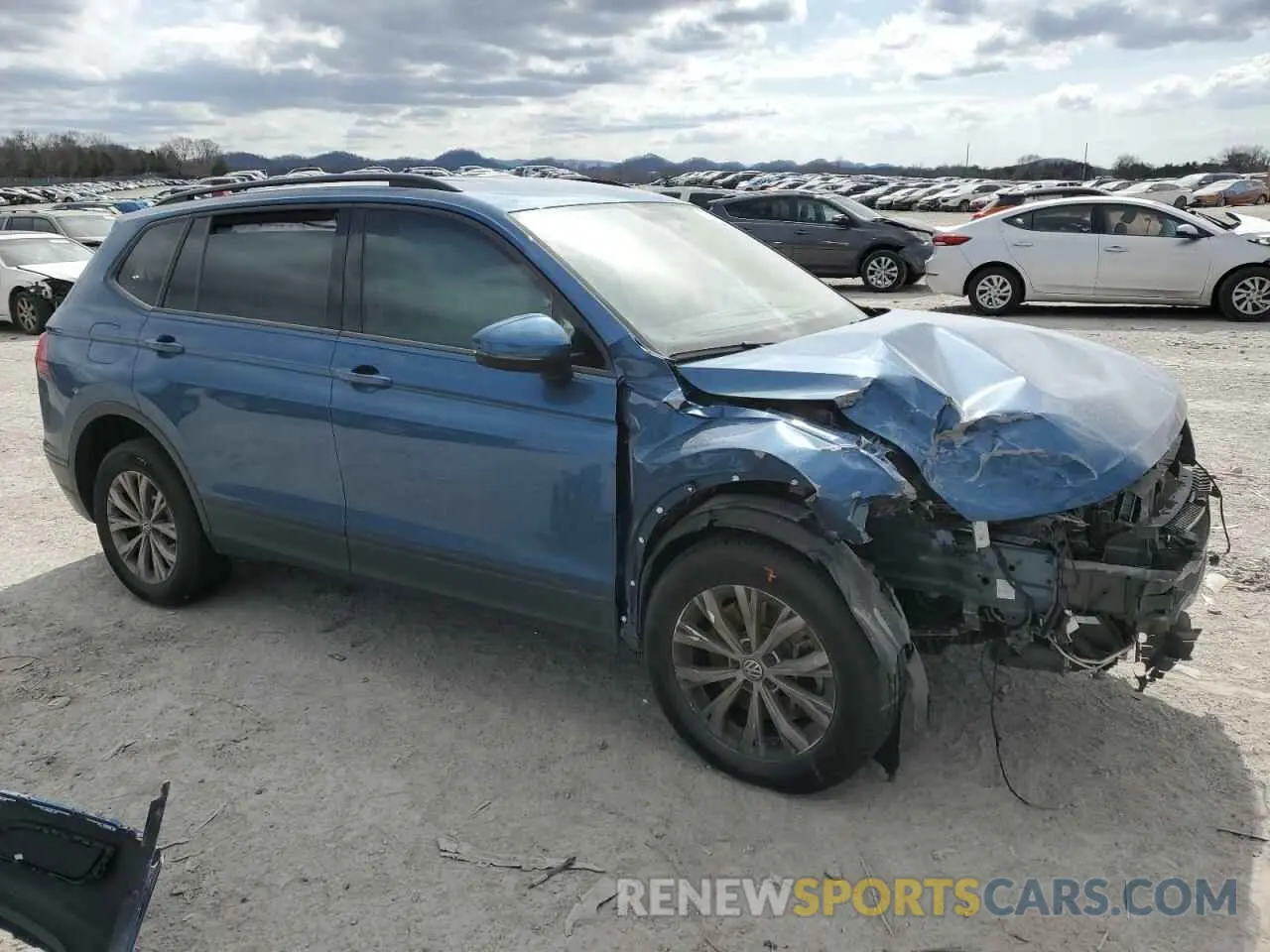 4 fotografías del automóvil dañado 3VV1B7AX9KM194032 VOLKSWAGEN TIGUAN 2019