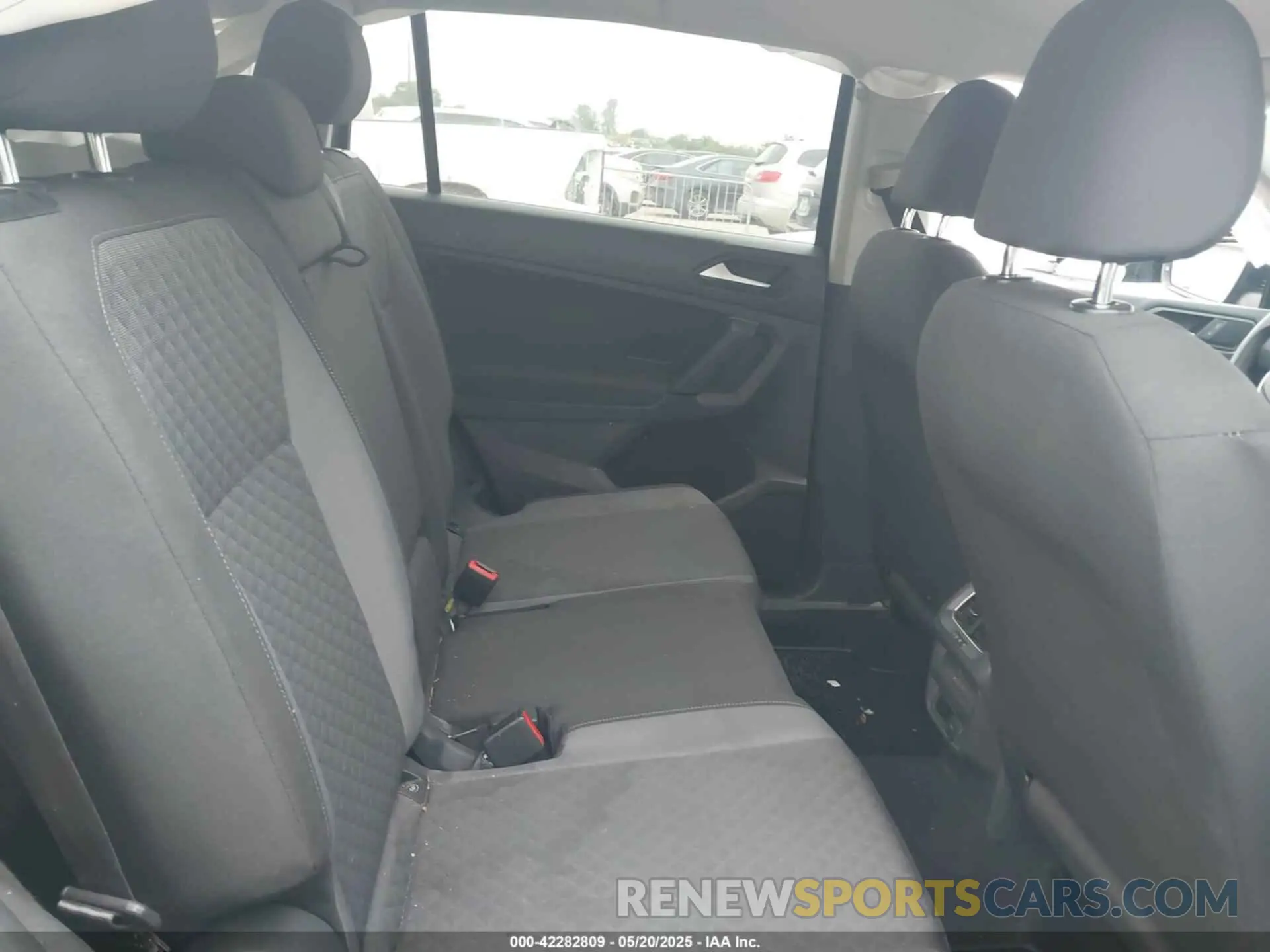 8 fotografías del automóvil dañado 3VV1B7AXXKM002312 VOLKSWAGEN TIGUAN 2019