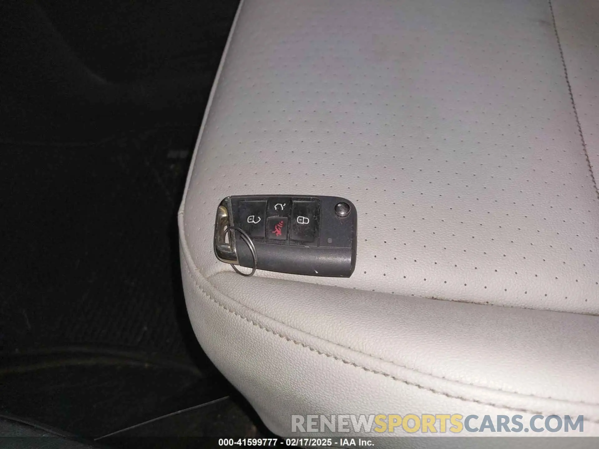 11 fotografías del automóvil dañado 3VV2B7AX0KM098259 VOLKSWAGEN TIGUAN 2019