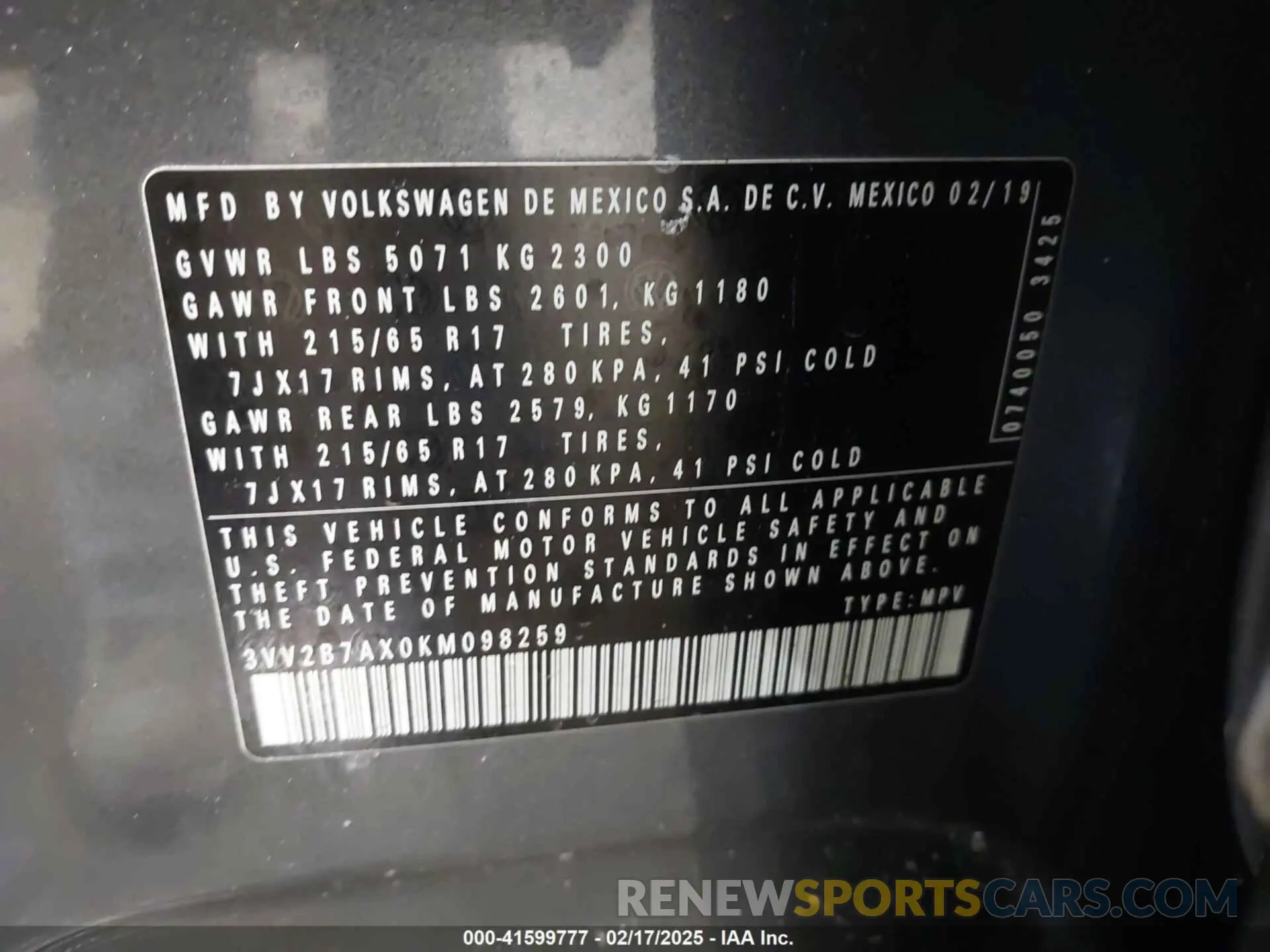 9 fotografías del automóvil dañado 3VV2B7AX0KM098259 VOLKSWAGEN TIGUAN 2019