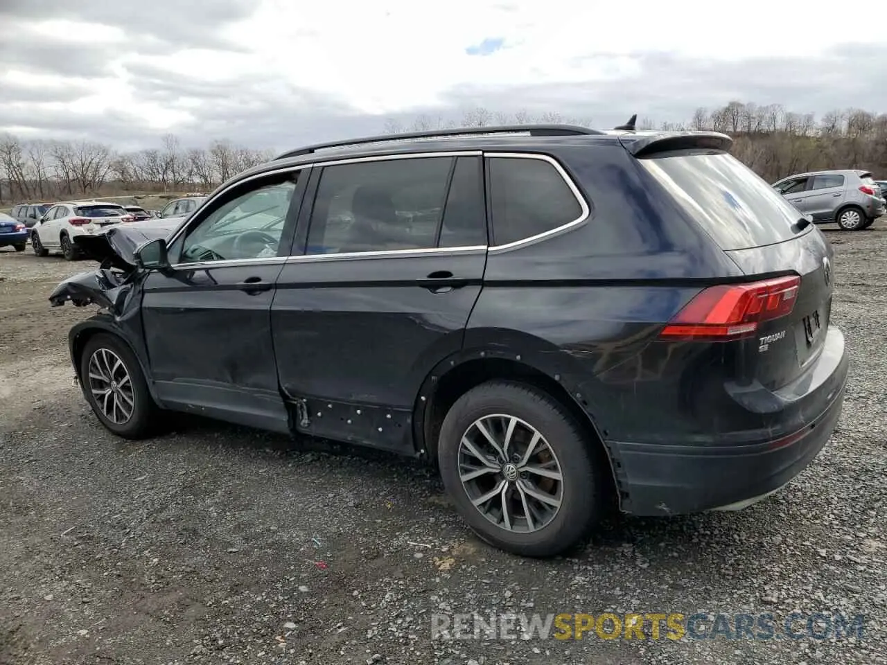 2 fotografías del automóvil dañado 3VV2B7AX1KM076075 VOLKSWAGEN TIGUAN 2019