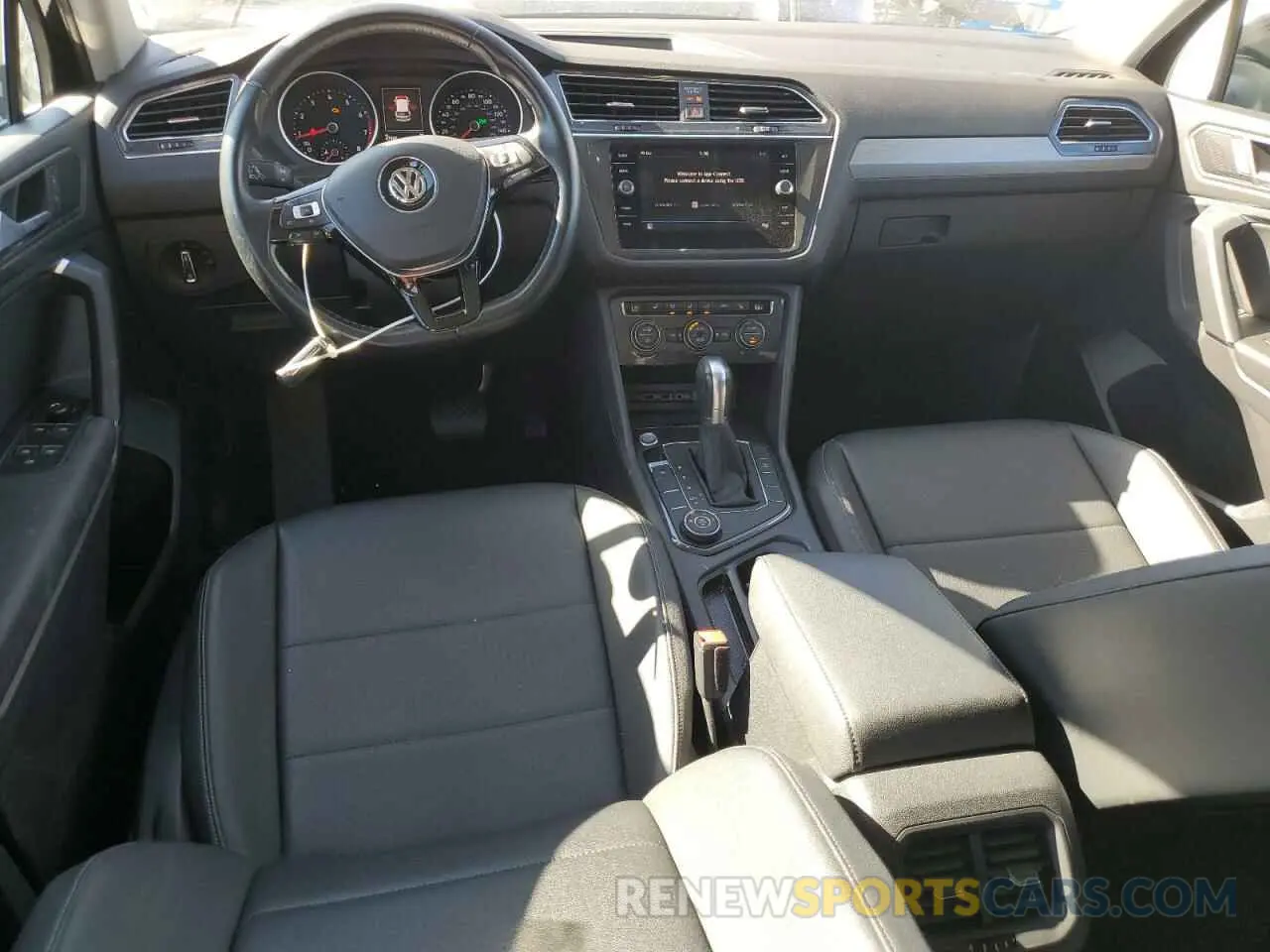 8 fotografías del automóvil dañado 3VV2B7AX1KM173499 VOLKSWAGEN TIGUAN 2019