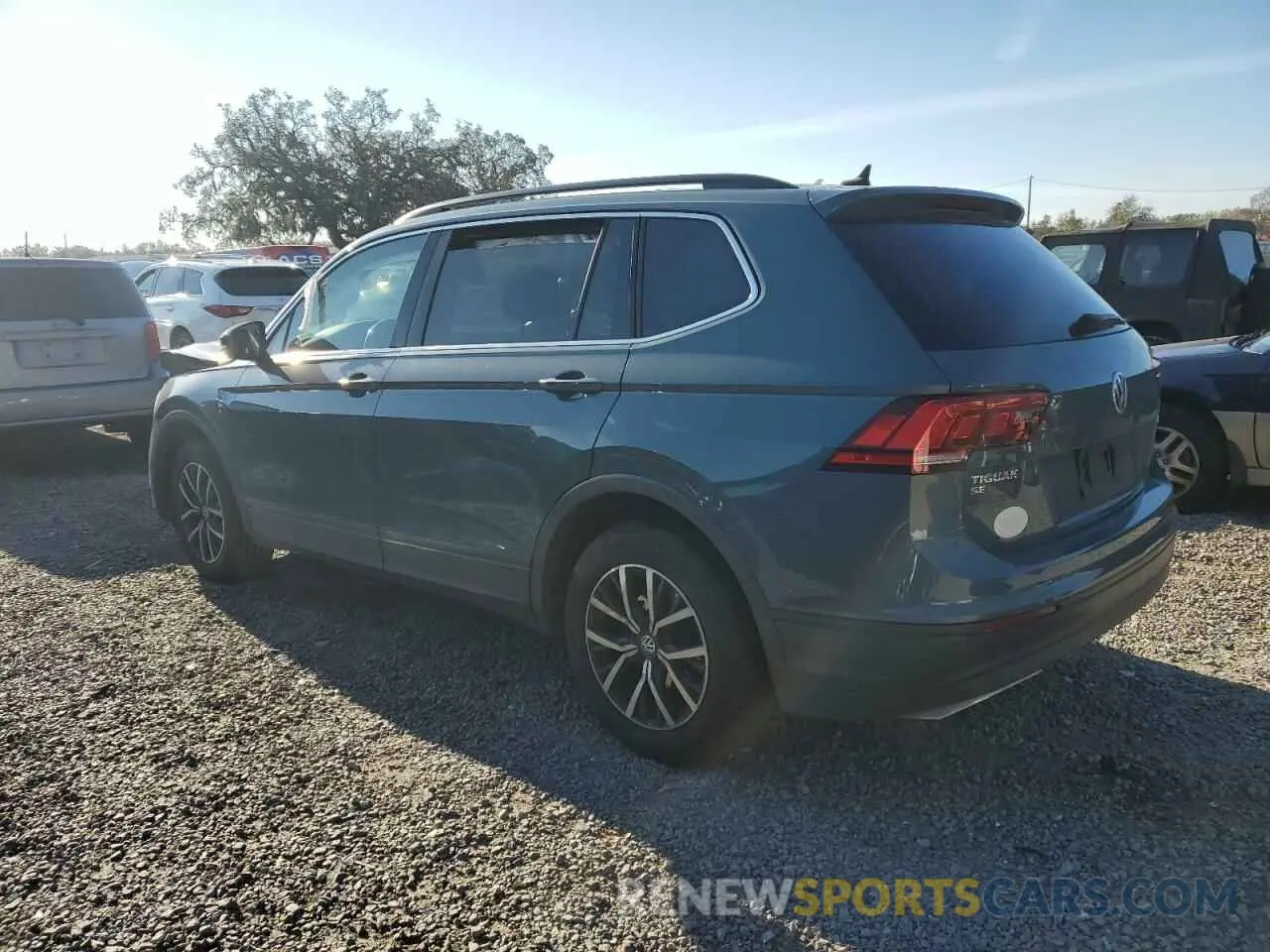2 fotografías del automóvil dañado 3VV2B7AX2KM159692 VOLKSWAGEN TIGUAN 2019