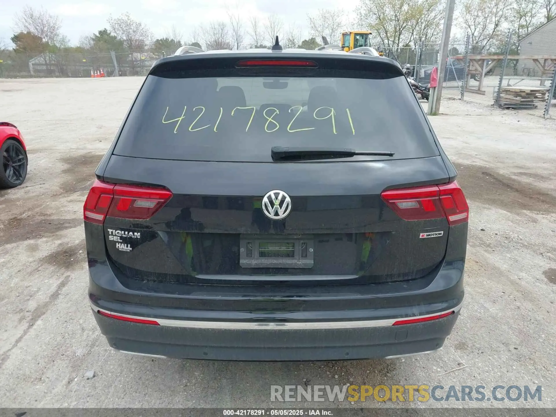 17 fotografías del automóvil dañado 3VV2B7AX2KM195253 VOLKSWAGEN TIGUAN 2019