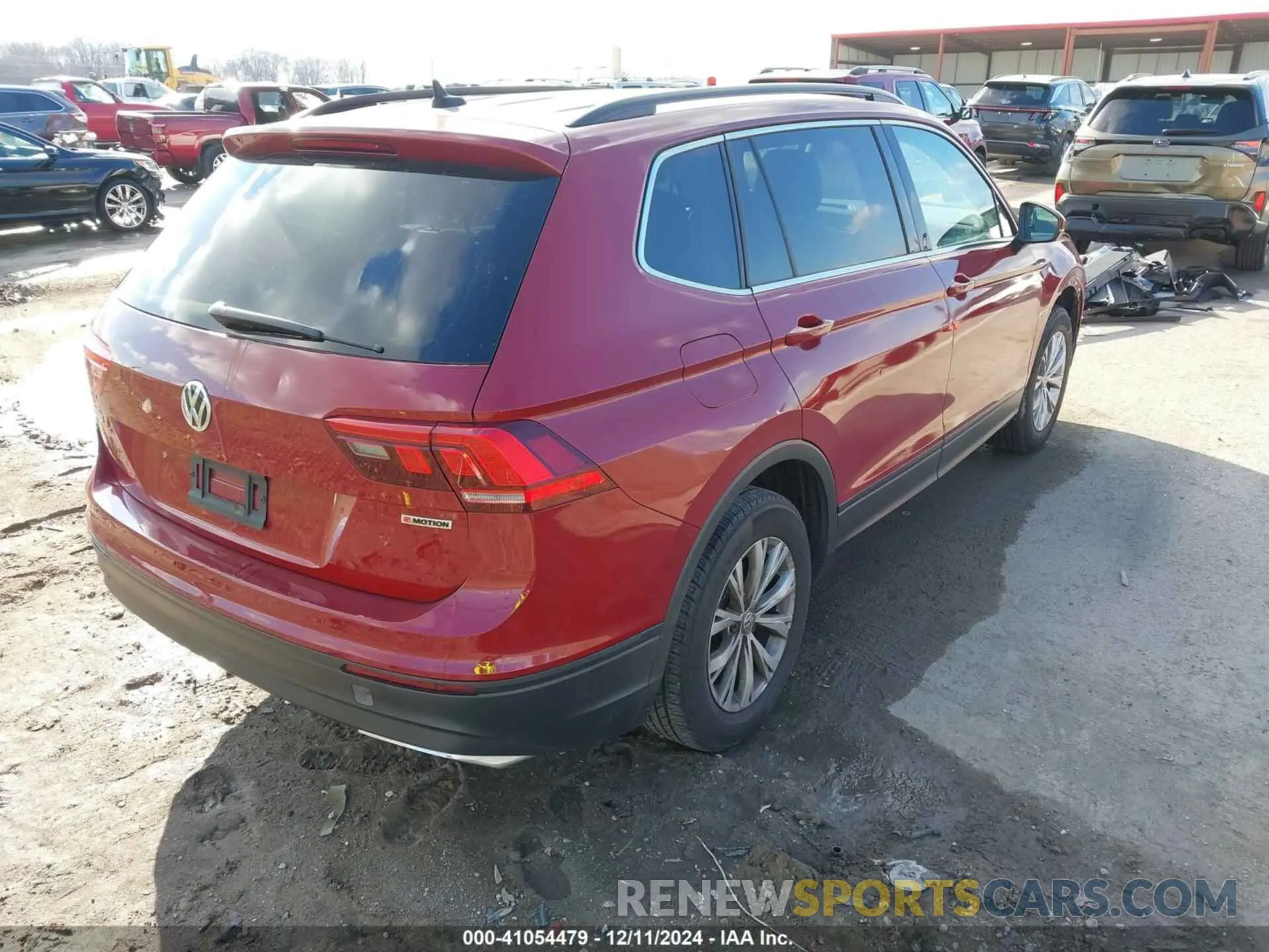 4 fotografías del automóvil dañado 3VV2B7AX3KM047161 VOLKSWAGEN TIGUAN 2019