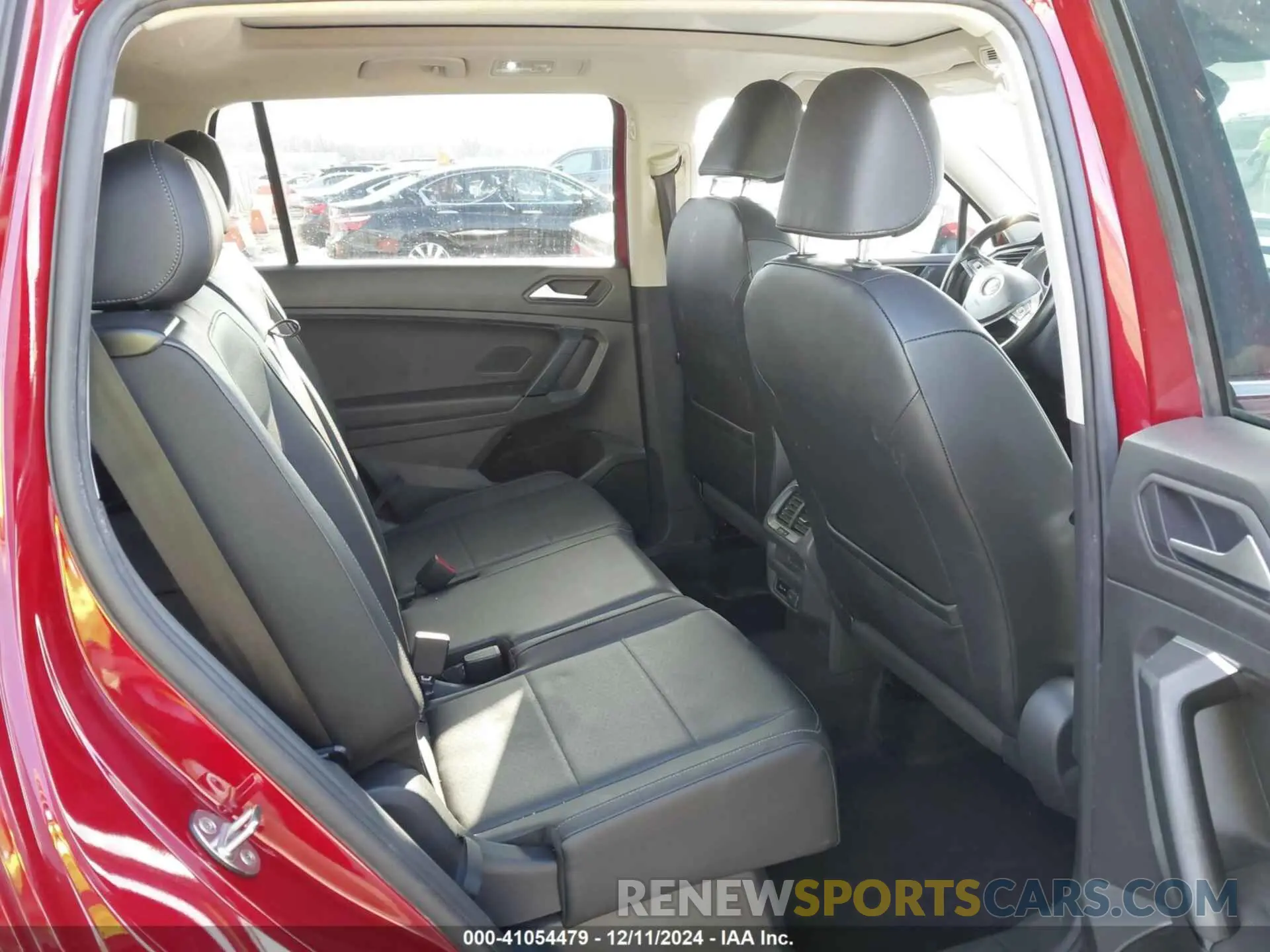 8 fotografías del automóvil dañado 3VV2B7AX3KM047161 VOLKSWAGEN TIGUAN 2019