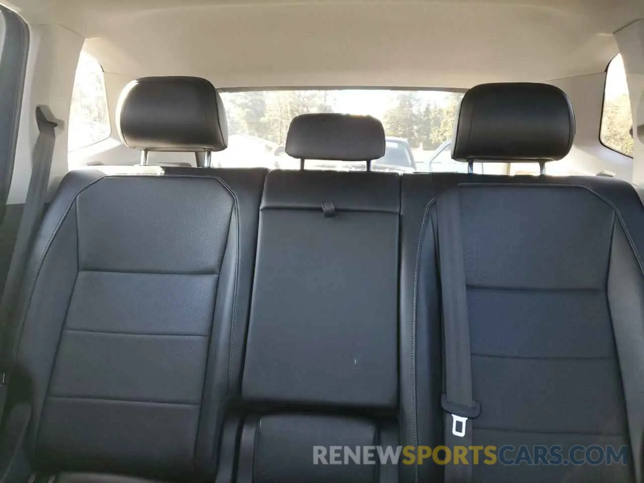 10 fotografías del automóvil dañado 3VV2B7AX3KM127236 VOLKSWAGEN TIGUAN 2019