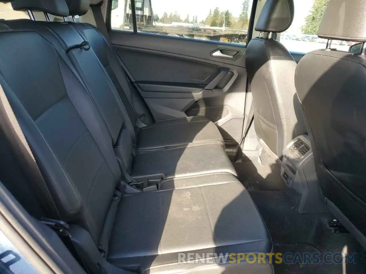 11 fotografías del automóvil dañado 3VV2B7AX3KM127236 VOLKSWAGEN TIGUAN 2019