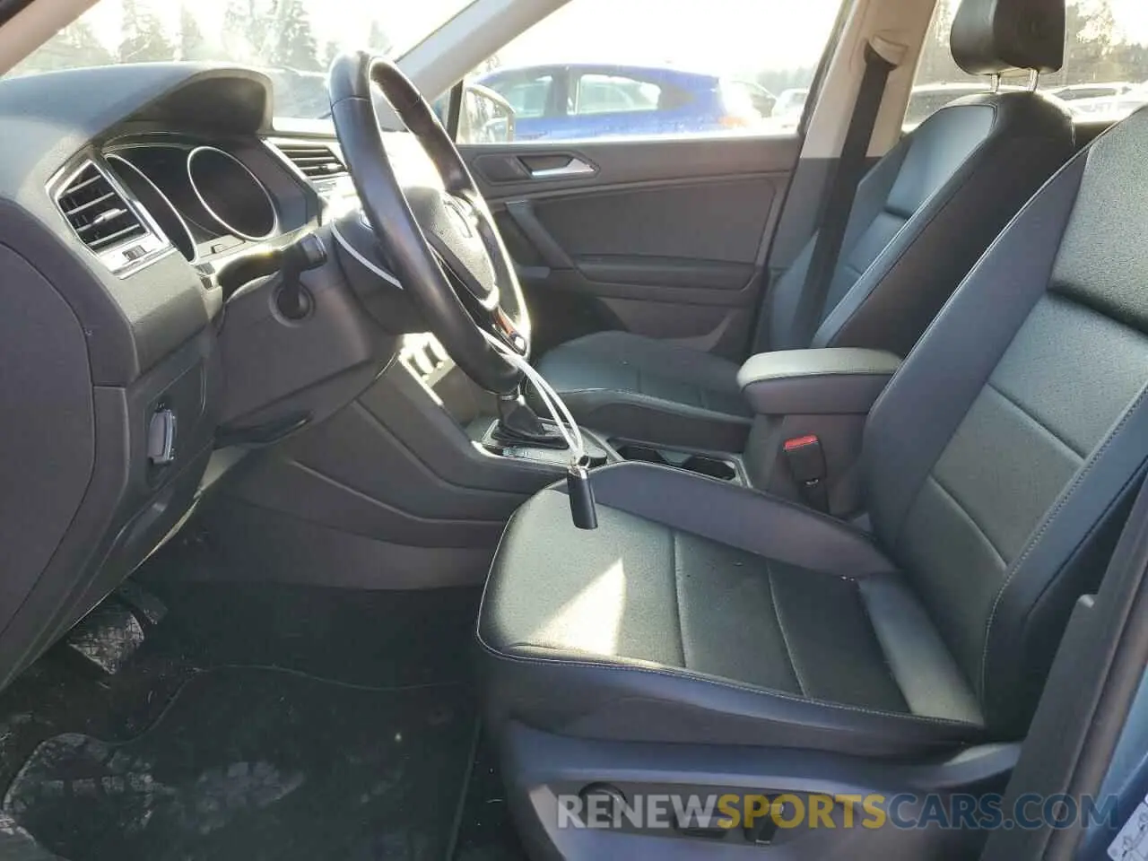 7 fotografías del automóvil dañado 3VV2B7AX3KM127236 VOLKSWAGEN TIGUAN 2019