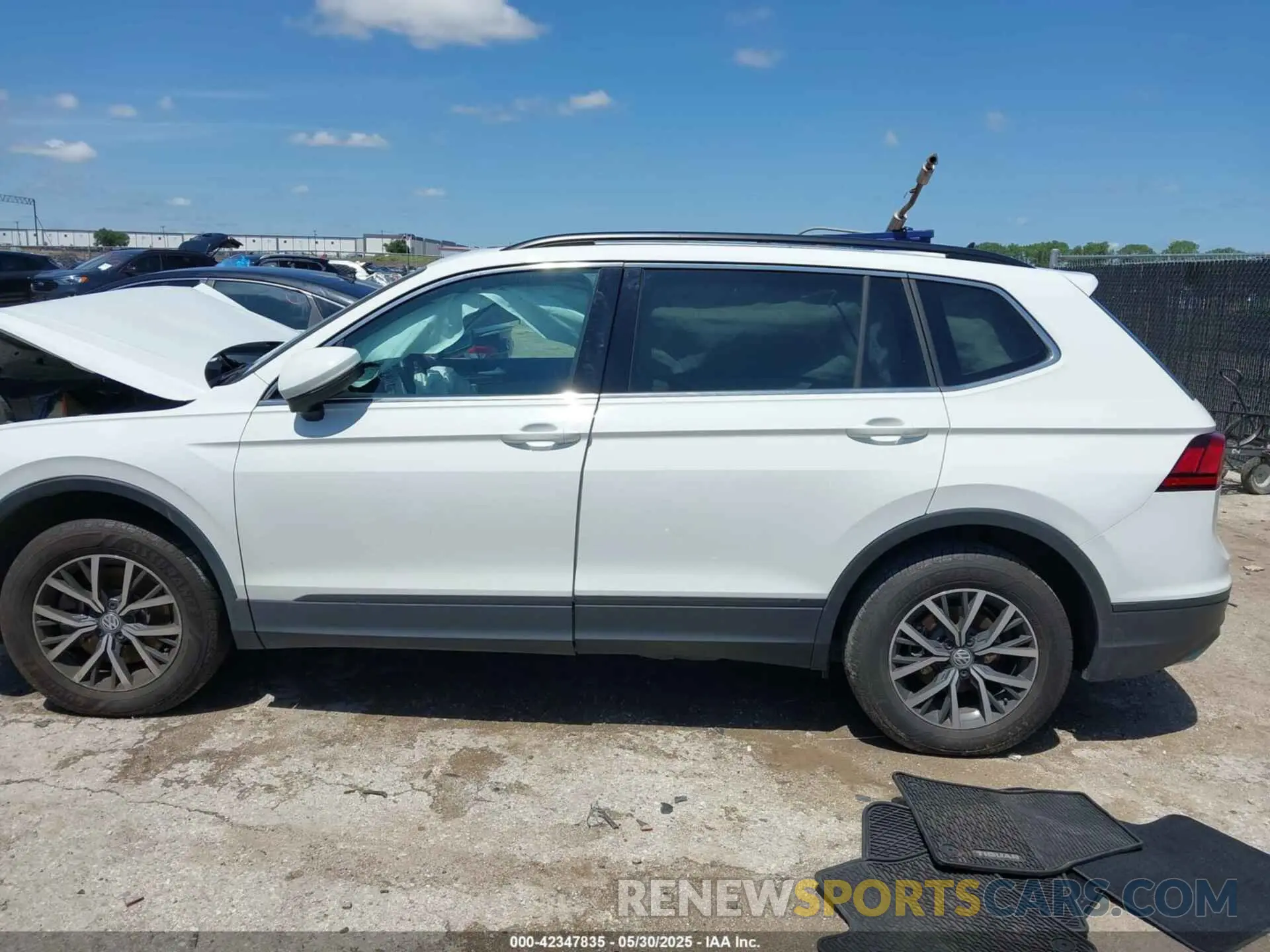 14 fotografías del automóvil dañado 3VV2B7AX5KM005722 VOLKSWAGEN TIGUAN 2019