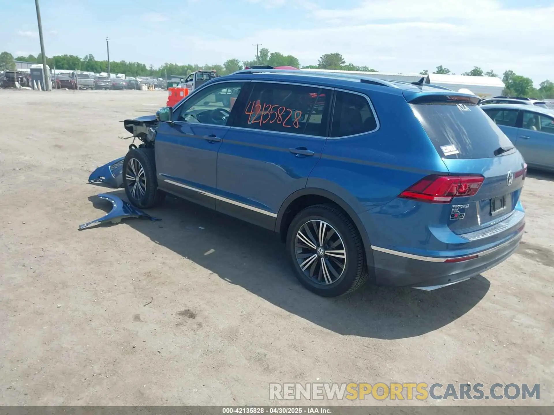 3 fotografías del automóvil dañado 3VV2B7AX5KM062339 VOLKSWAGEN TIGUAN 2019
