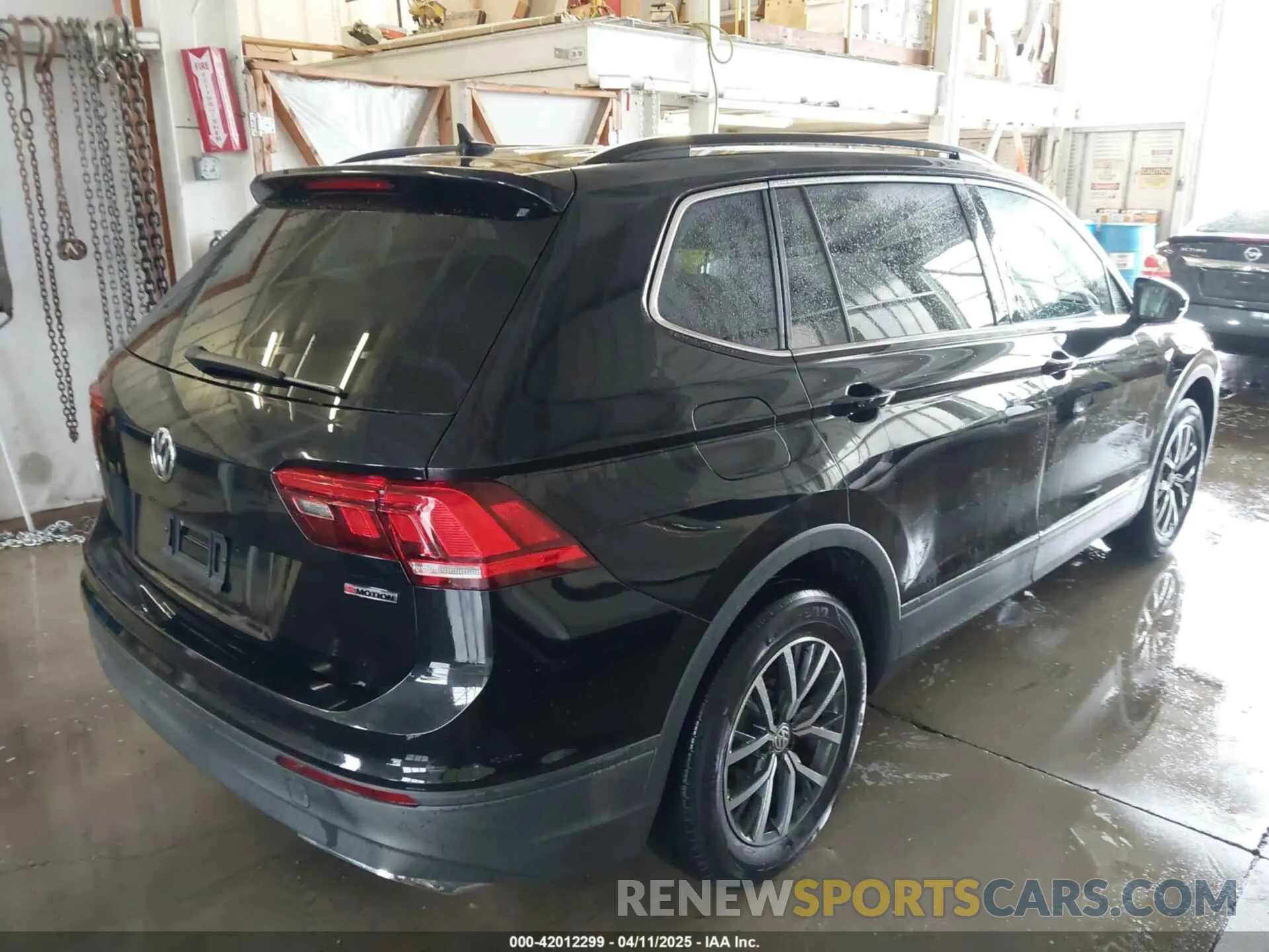4 fotografías del automóvil dañado 3VV2B7AX5KM074555 VOLKSWAGEN TIGUAN 2019