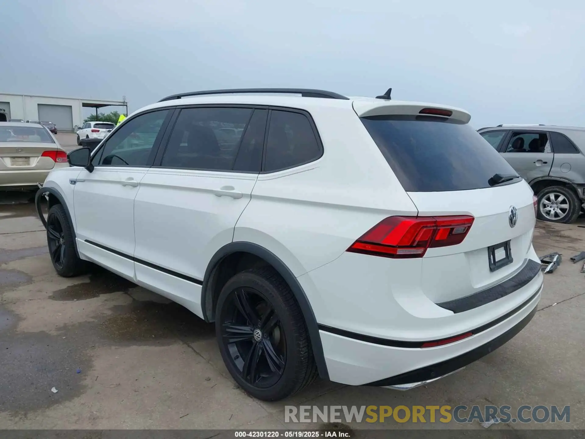 3 fotografías del automóvil dañado 3VV2B7AX5KM162540 VOLKSWAGEN TIGUAN 2019